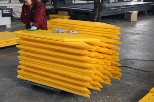 High Tensile Strength Plastic Marine Fender Pads /UHMWPE Fender Pads with Customized Size