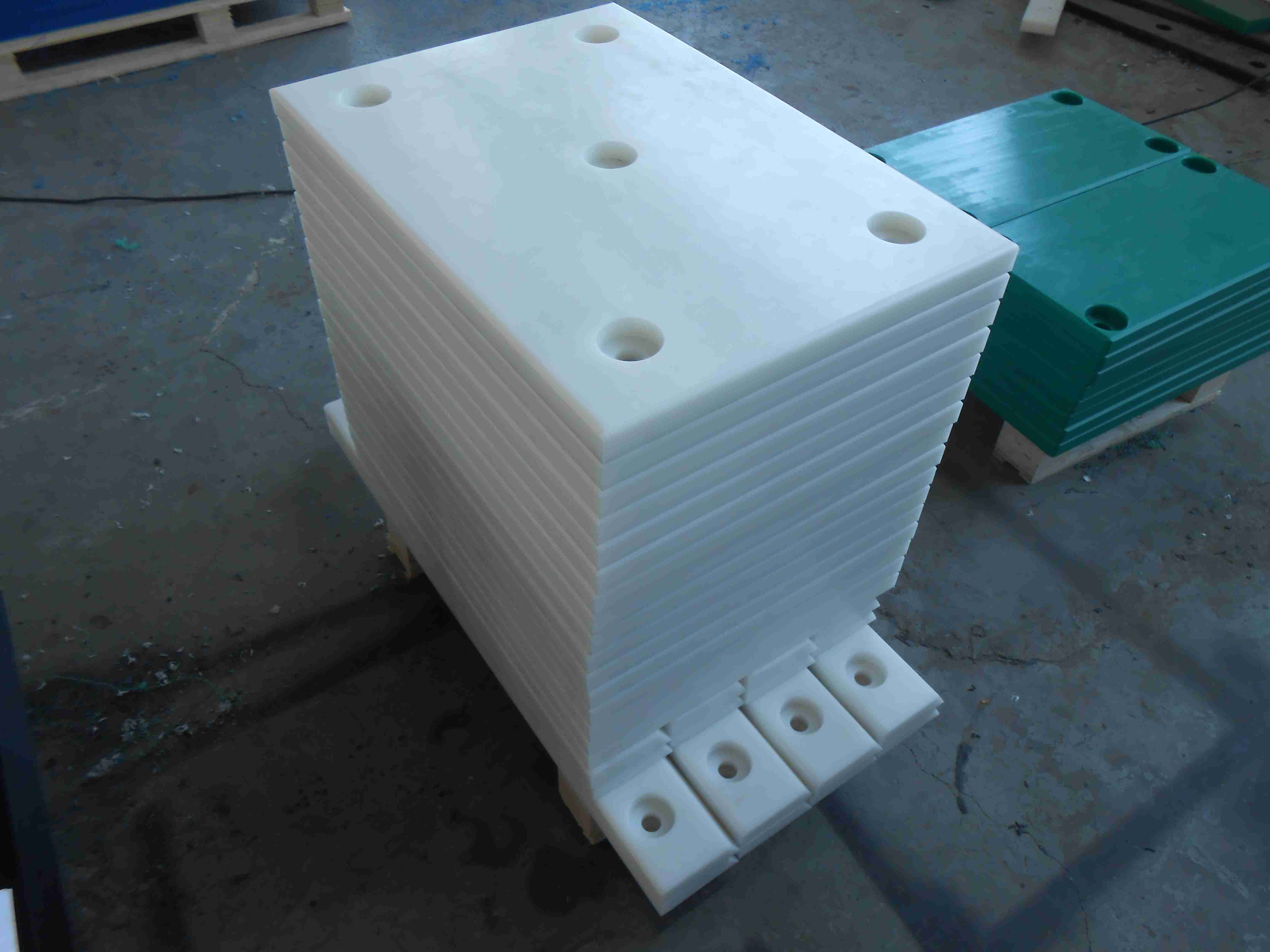 China Best Selling UHMWPE/hdpe Marine Fender Facing Pads for Marine And Harbour Boat Protection Pads