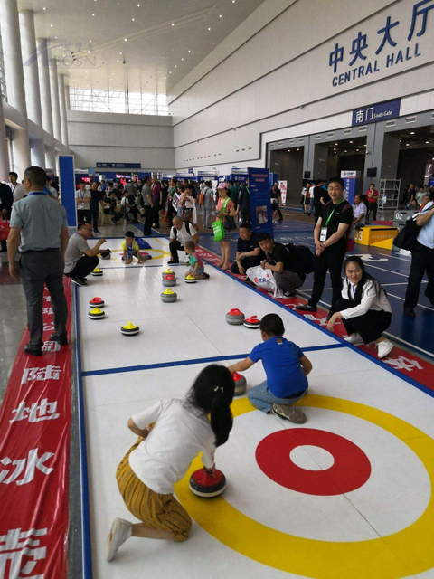 Synthetic Ice Rink Smooth Sheet for Plastic Artificial Ice Skating Rinks